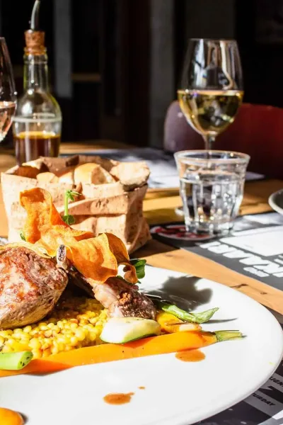 louis-hansel-cH5IPjaAYyo-unsplash