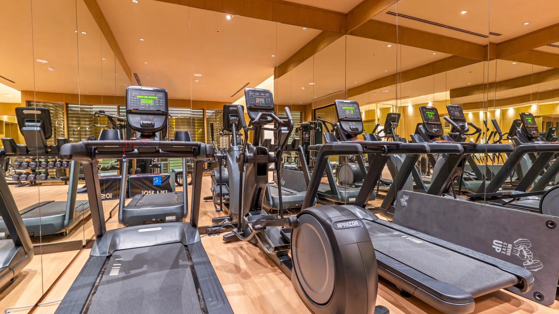 fitness-center-3
