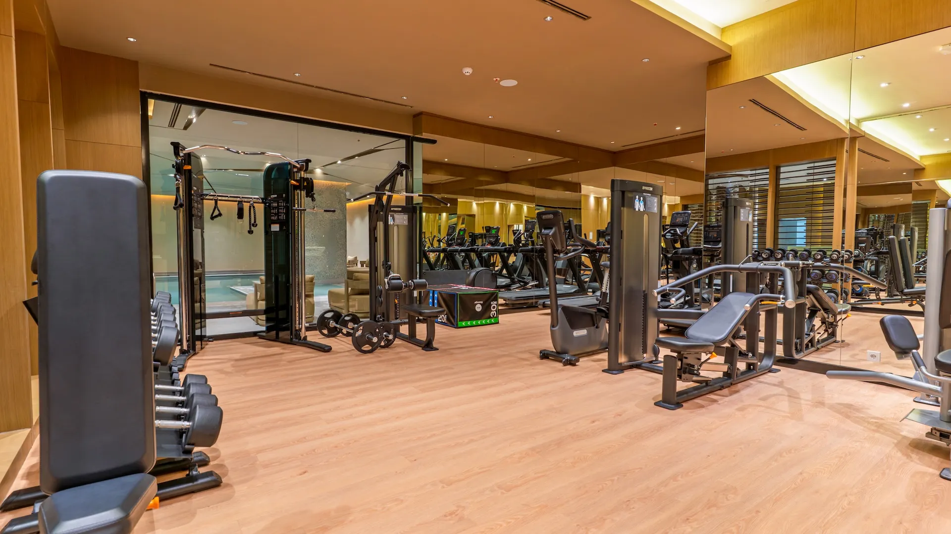 fitness-center-6