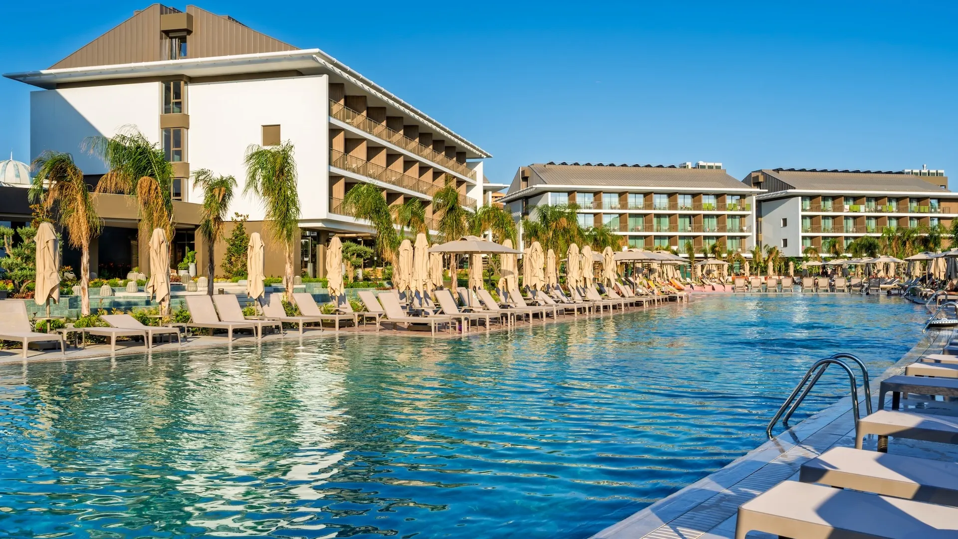 outdoor-pools-4
