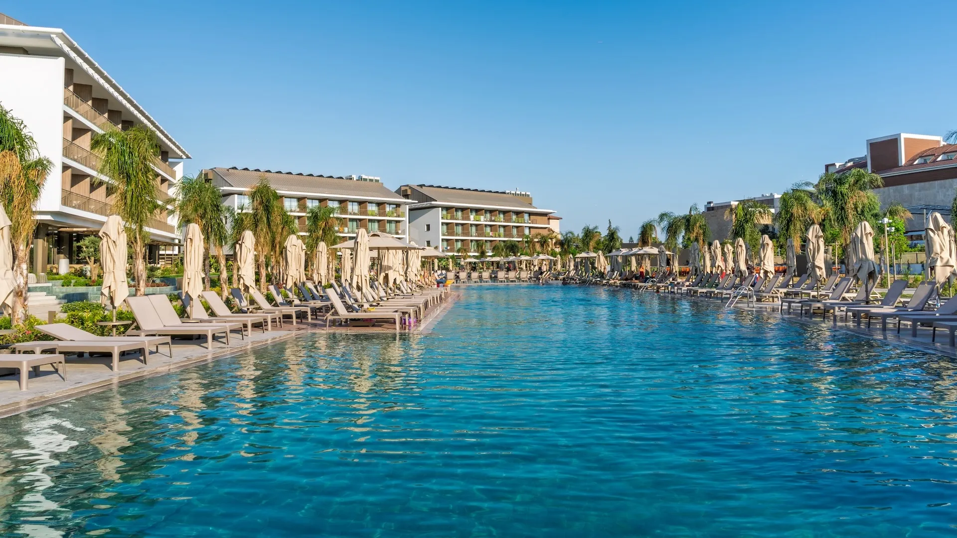 outdoor-pools-6