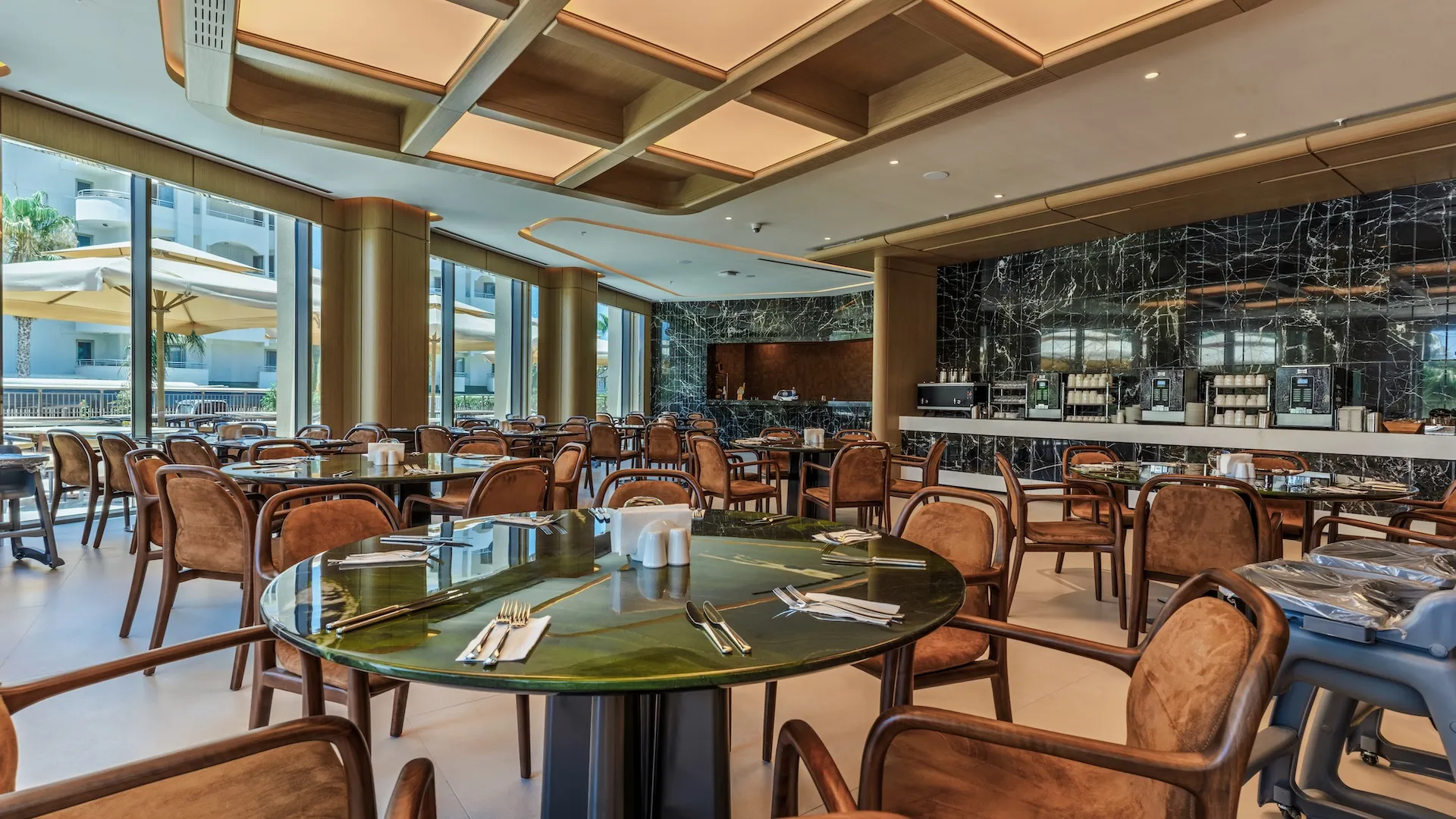 restaurant-2