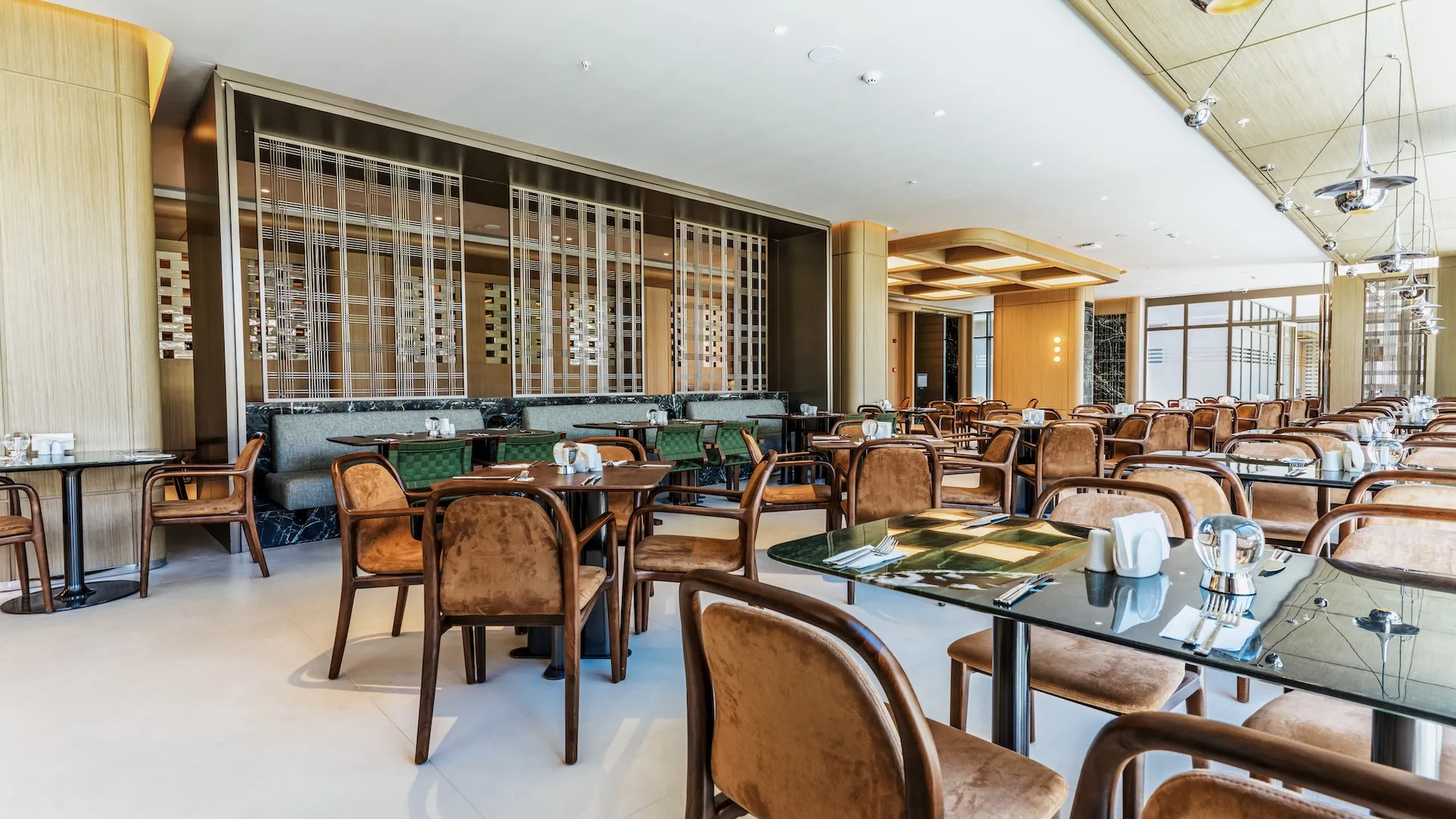 restaurant-6