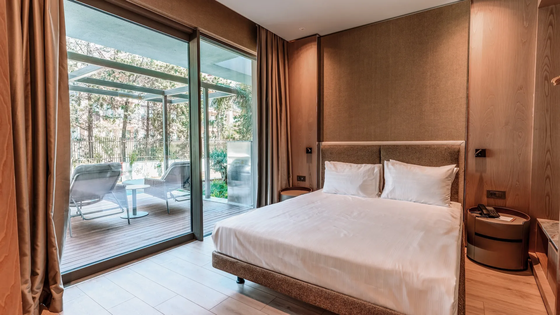 swimup-family rooms-2
